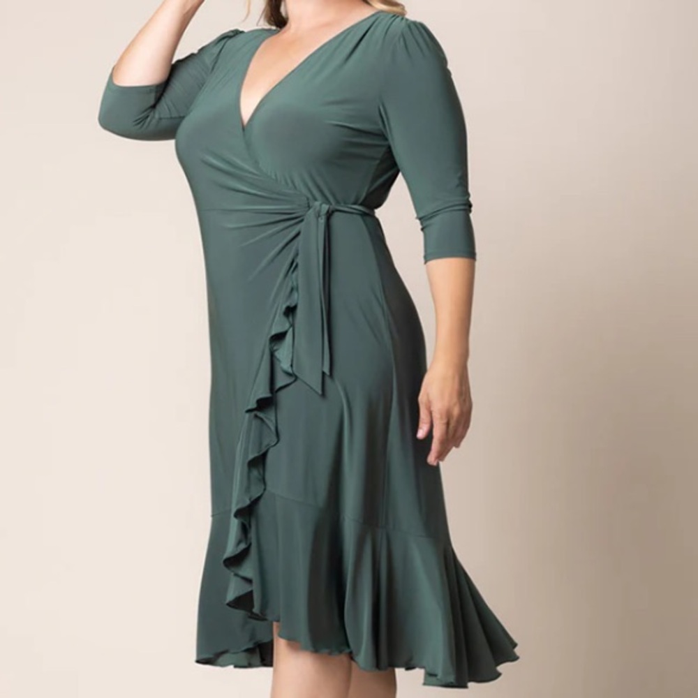 NWT! Sz 10/12 Kiyonna Elegant Green Wrap Dress